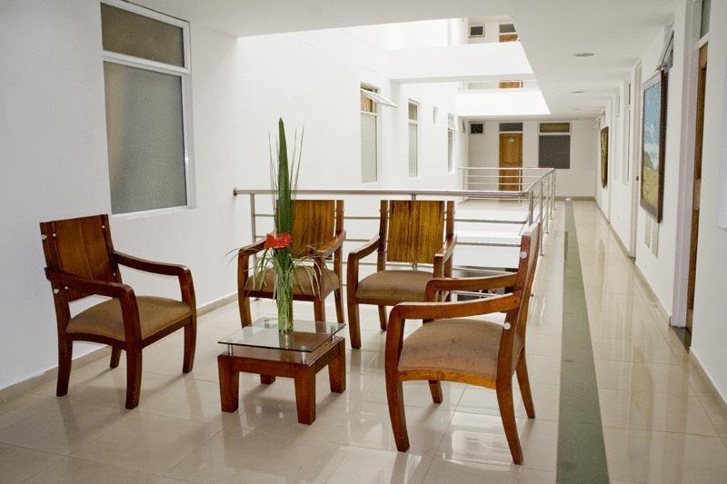 Hotel Alcaravan Medellín Exterior foto