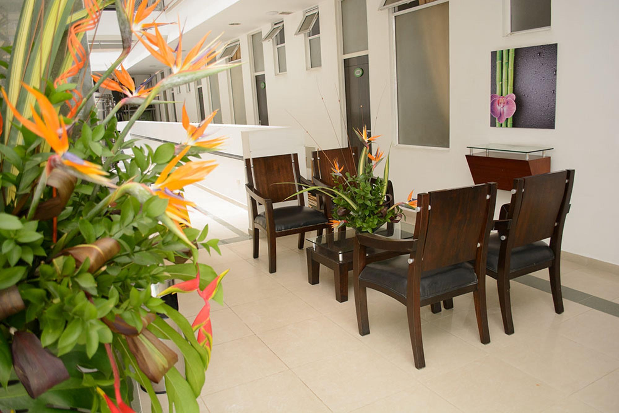Hotel Alcaravan Medellín Exterior foto