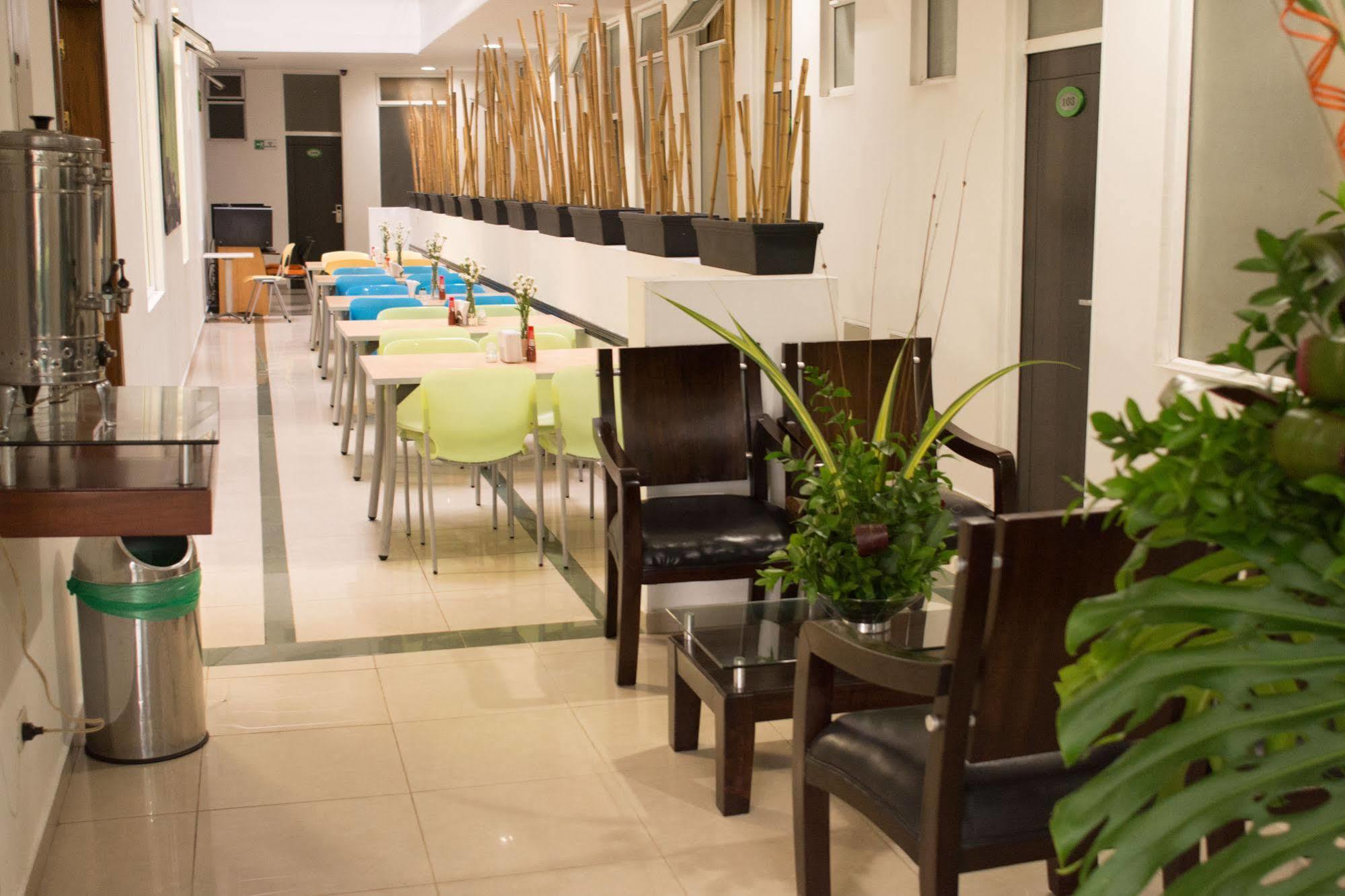 Hotel Alcaravan Medellín Exterior foto